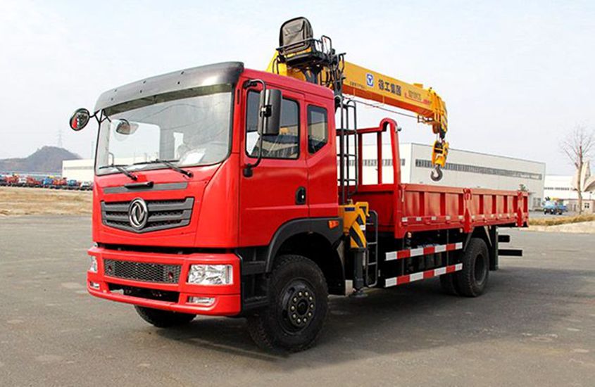 國(guó)五東風(fēng)6.3噸,8噸隨車(chē)吊